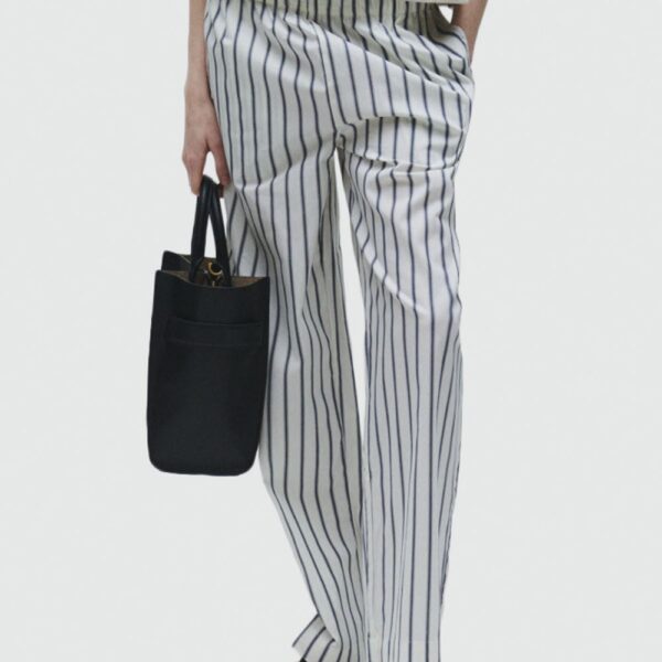 Lounge Pants Mix & Match Poplin with a wide, elastic waistband and straight leg