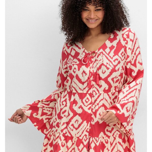 Long Blouse Plus sizes with graphic print and flounce at the hem