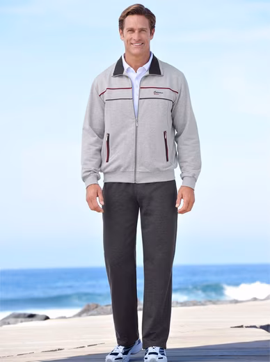Tracksuit leisure suit
