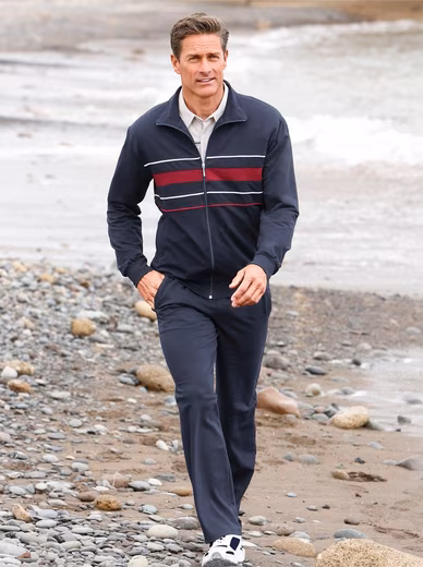 Tracksuit leisure suit