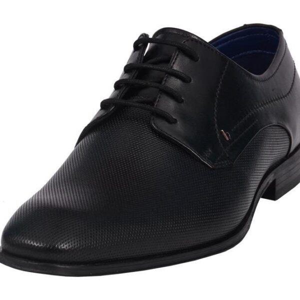 Lace-up Shoe with elegant, fine embossing, casual shoe, low shoe, lace-up shoe