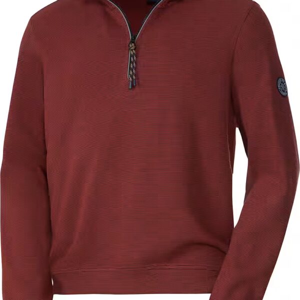 Troyer breathable, with a distinctive surface structure