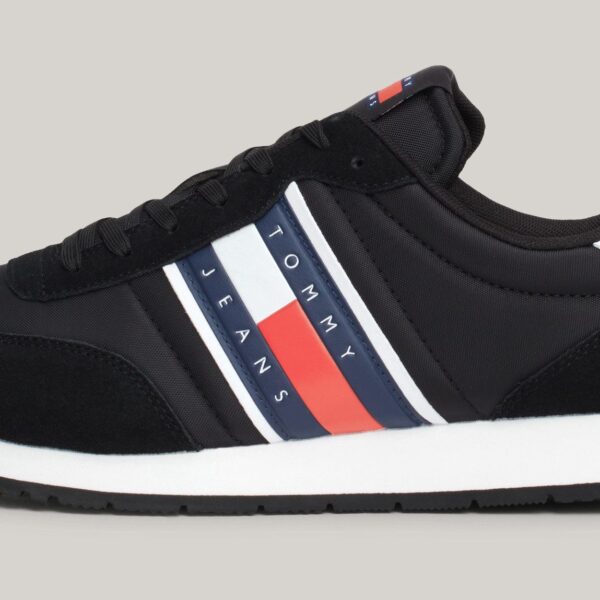 TJM RUNNER CASUAL ESS Sneaker