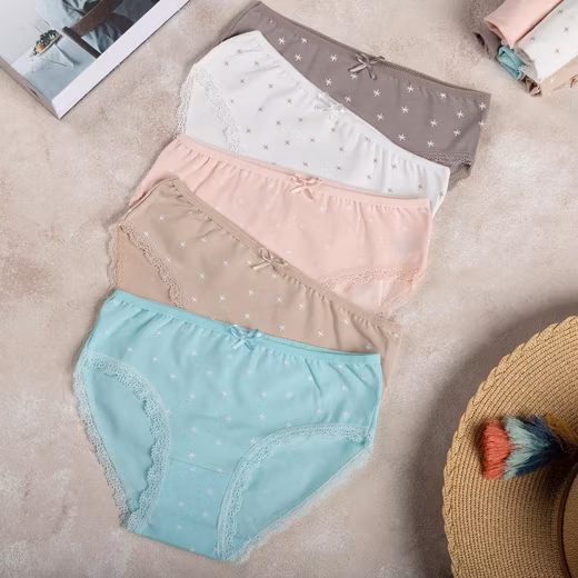 Set of 10 girls' briefs - stars - colorful Value pack, 10 pieces