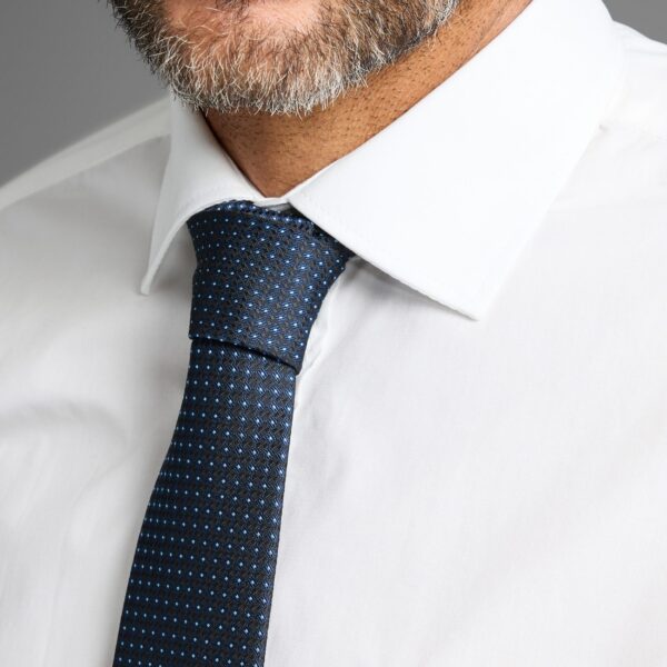 Necktie with elegant minimalist pattern design