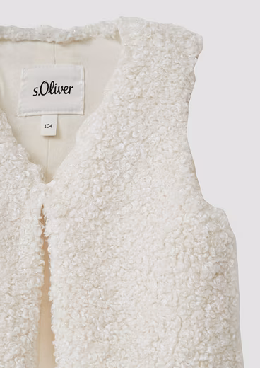 Quilted vest made of teddy plush with glitter effect