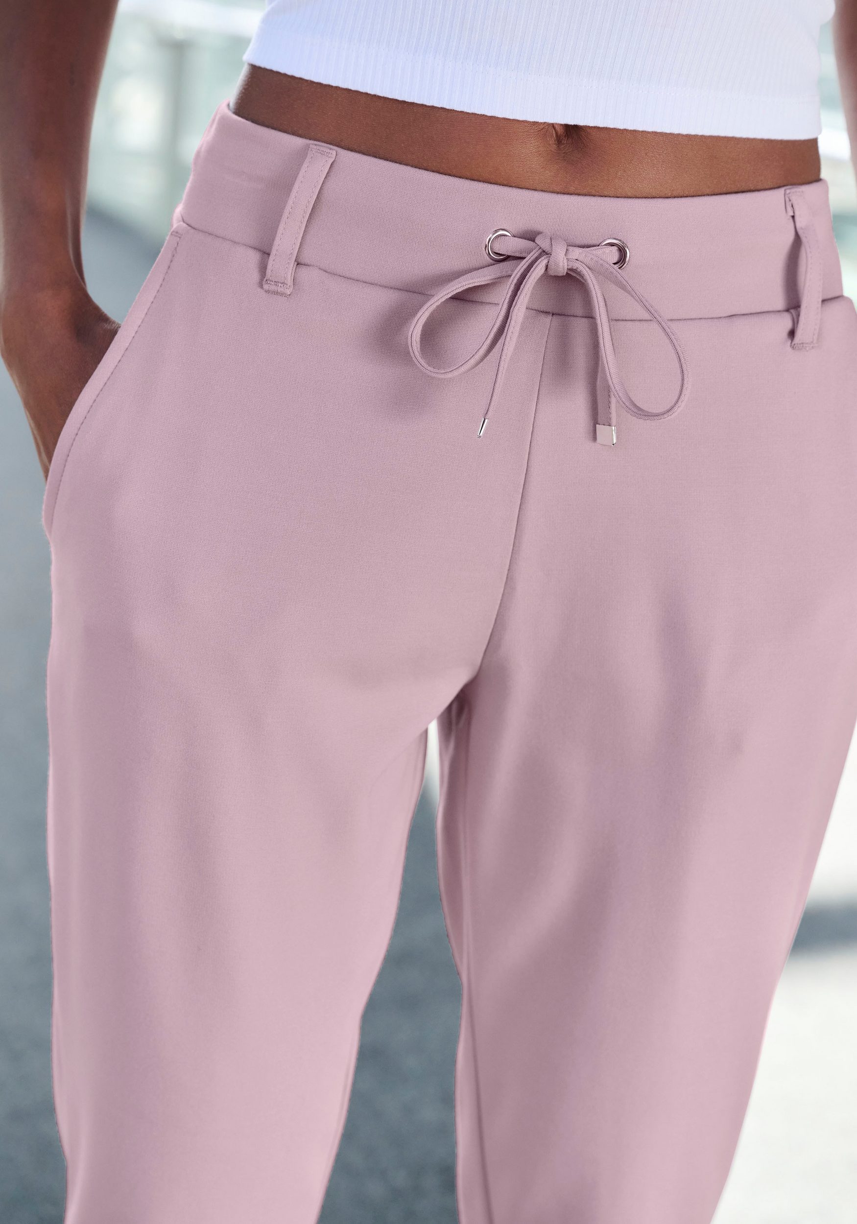 Capri leggings with side pockets, loungewear - Image 18