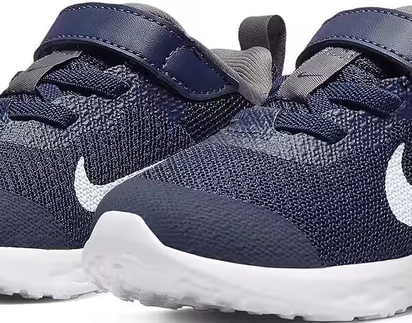 REVOLUTION 6 (TD) running shoe