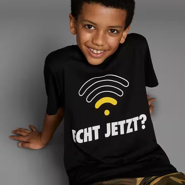 T-shirt REALLY NOW? Short sleeve, basic fit, printed, crew neck