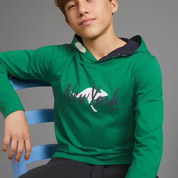 Hooded shirt logo print for the sporty look