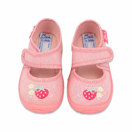 Toddler Slippers Little Strawberry Slipper (breathable, lightweight, flexible shoes, for daycare, kindergarten, home) lightweight, flexible outsole, upper + lining cotton