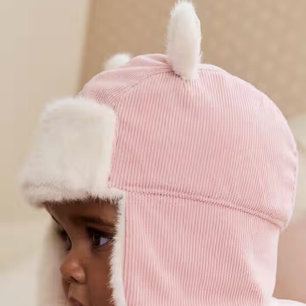 Earflap trapper hat for babies