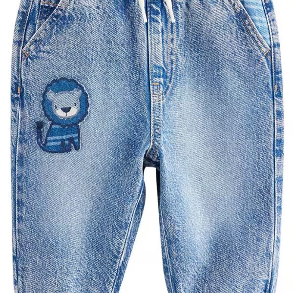 Pull-on jeans with cuffs made of 100% cotton