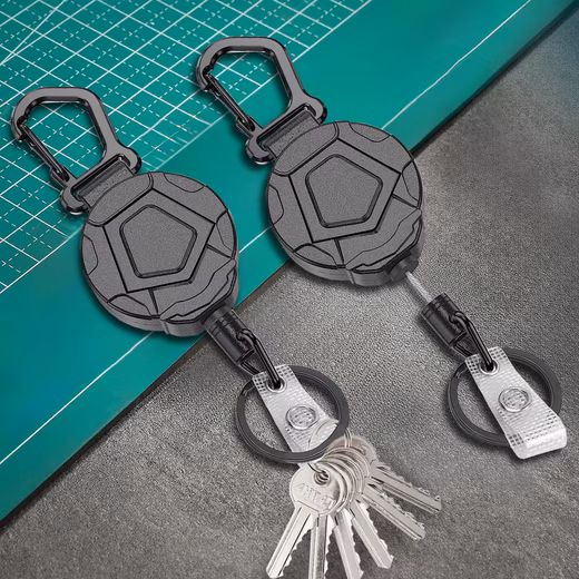 Keyring set of 2 with carabiner and extendable steel cable - Image 2