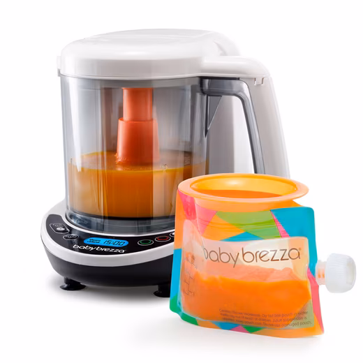 Baby food maker Steam cooks and automatically purees for fresh baby food