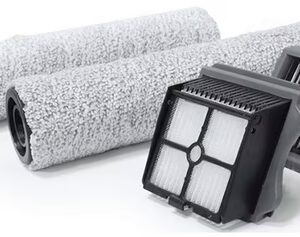 Filter set, accessory set and replacement brushes