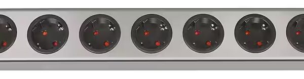 Super-Solid Power Strip 8-way (cable length 2.5 m), with switch