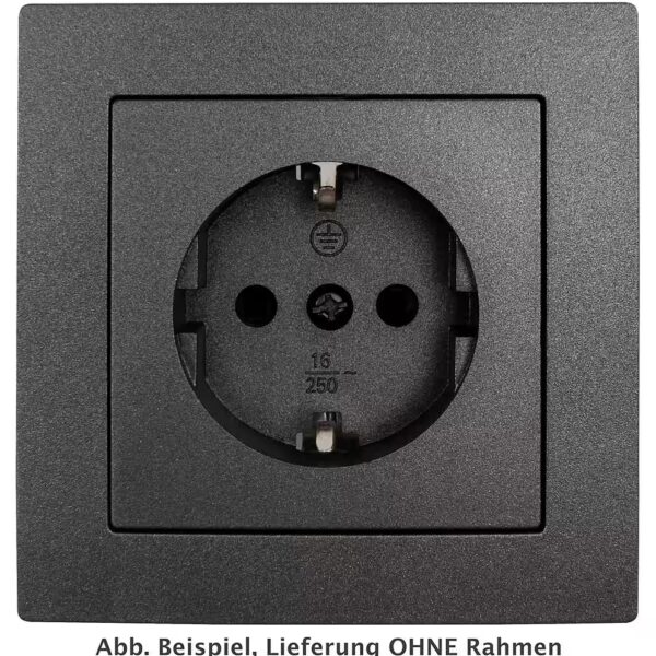 McPower Flair safety socket, 250V~/16A, screw terminals