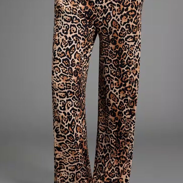 Maternity jersey trousers for pregnant women in leopard print design