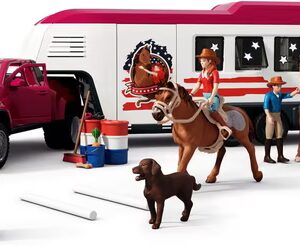 HORSE CLUB Toy Figure, Lakeside Truck with Trailer (42705)