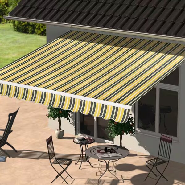 Folding arm awning Width/Projection: 395 x 250 cm, adjustable tilt angle