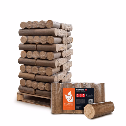 Nestro XL Red wood briquettes 300 kg, (pallet, 30 pieces)