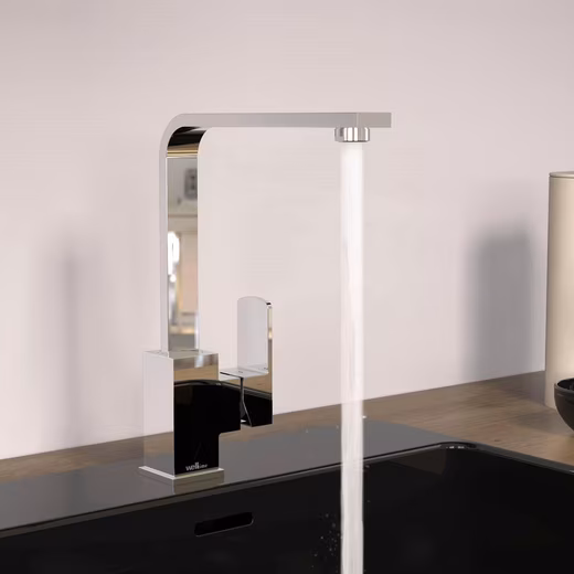 Victoria kitchen faucet Designer faucet for kitchen sink, square