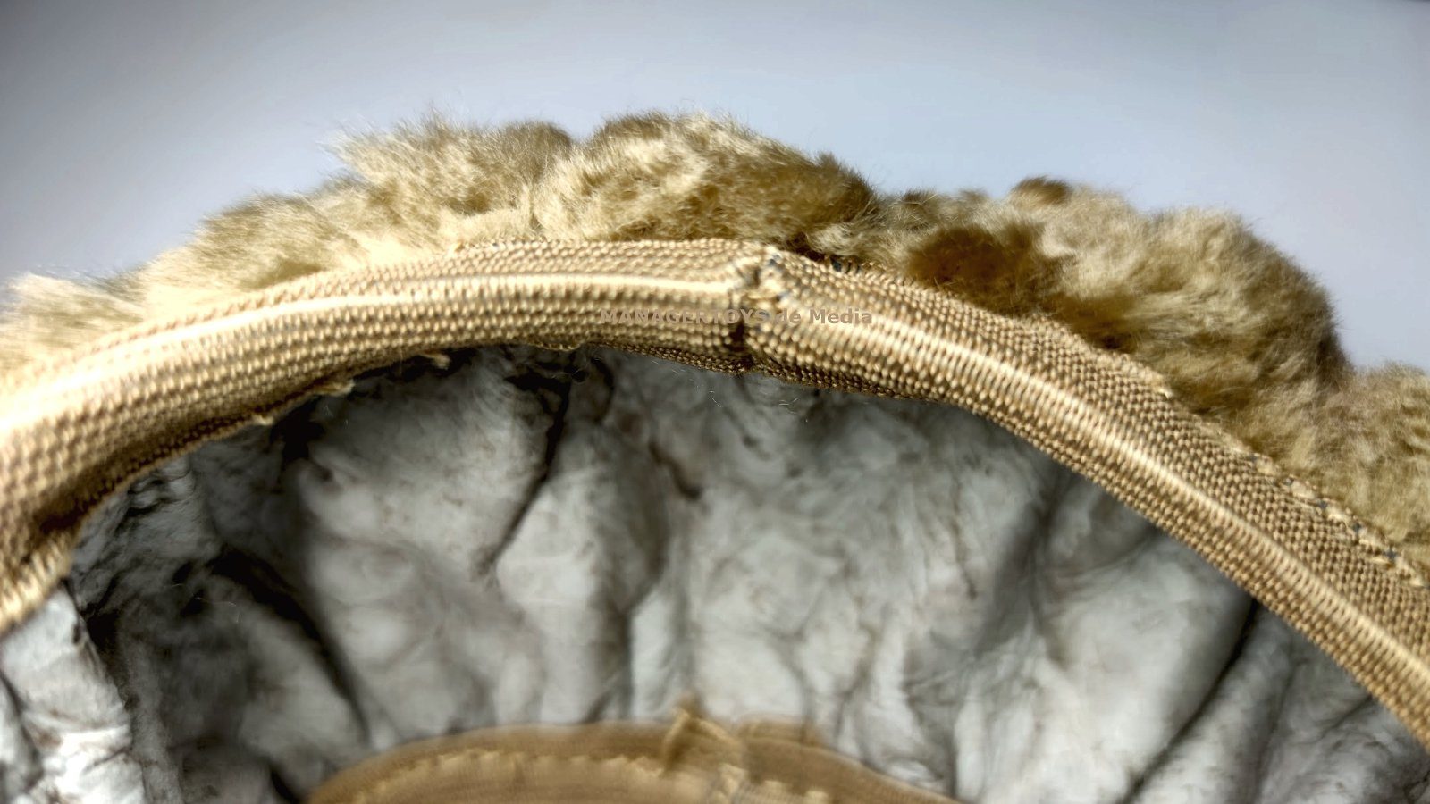 Lambskin steering wheel cover, steering wheel rim cover, fur steering wheel cover, 100% genuine lamb - Image 5