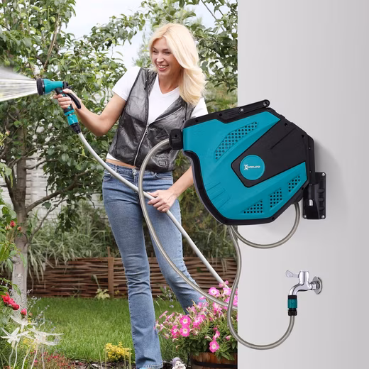 Hose reel 15 m, 180° swivel, with multi-spray nozzle, frost protection