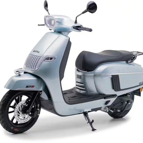 QS125 C Silver Motor Scooter