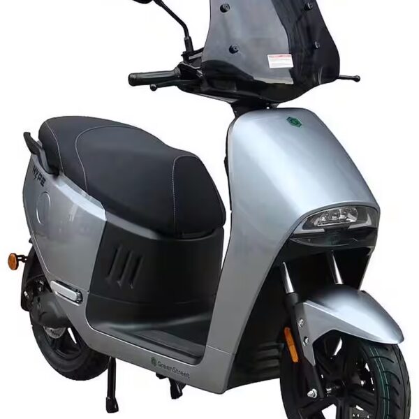 HYPE 3000 W 85 km/h electric scooter including windshield