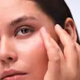Concealer Under Eye Brightener 010, 4.2 g - Image 4